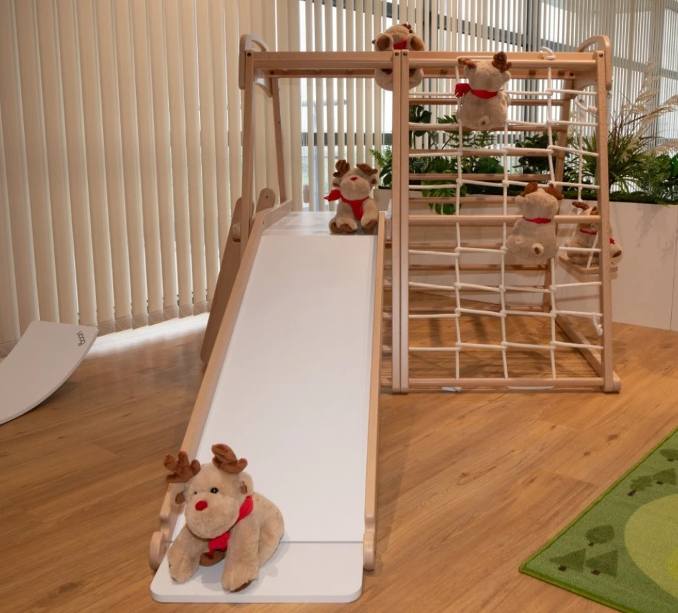 Solid wood indoor climbing frame and slide set for kids playroom manufactured in China factory. Solid wood indoor climbing frame and slide set for kids playroom manufactured in China factory.